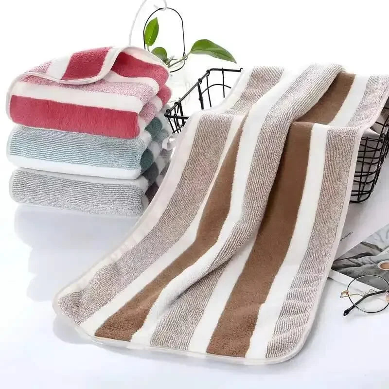Striped Pattern Towel Set — Soft, Quick-Drying Bath Towels